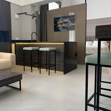 Donna Caterina Hotel Монополи Екстериор снимка