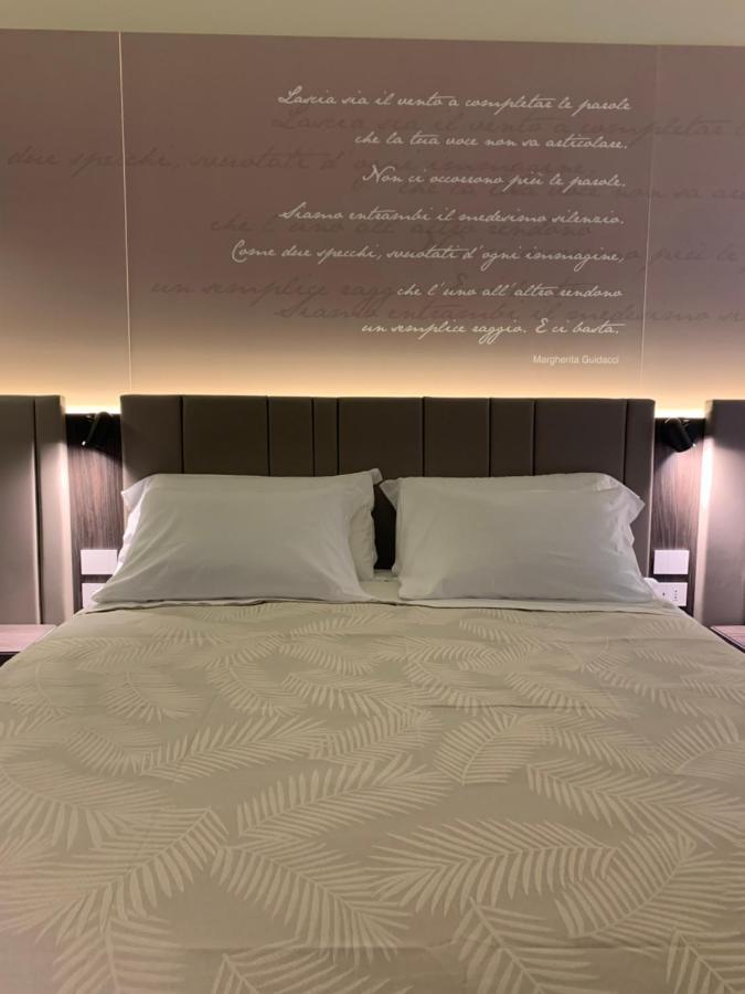 Donna Caterina Hotel Монополи Екстериор снимка