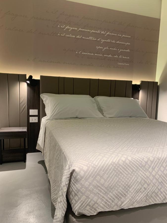 Donna Caterina Hotel Монополи Екстериор снимка