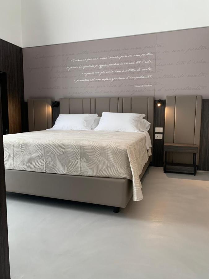 Donna Caterina Hotel Монополи Екстериор снимка